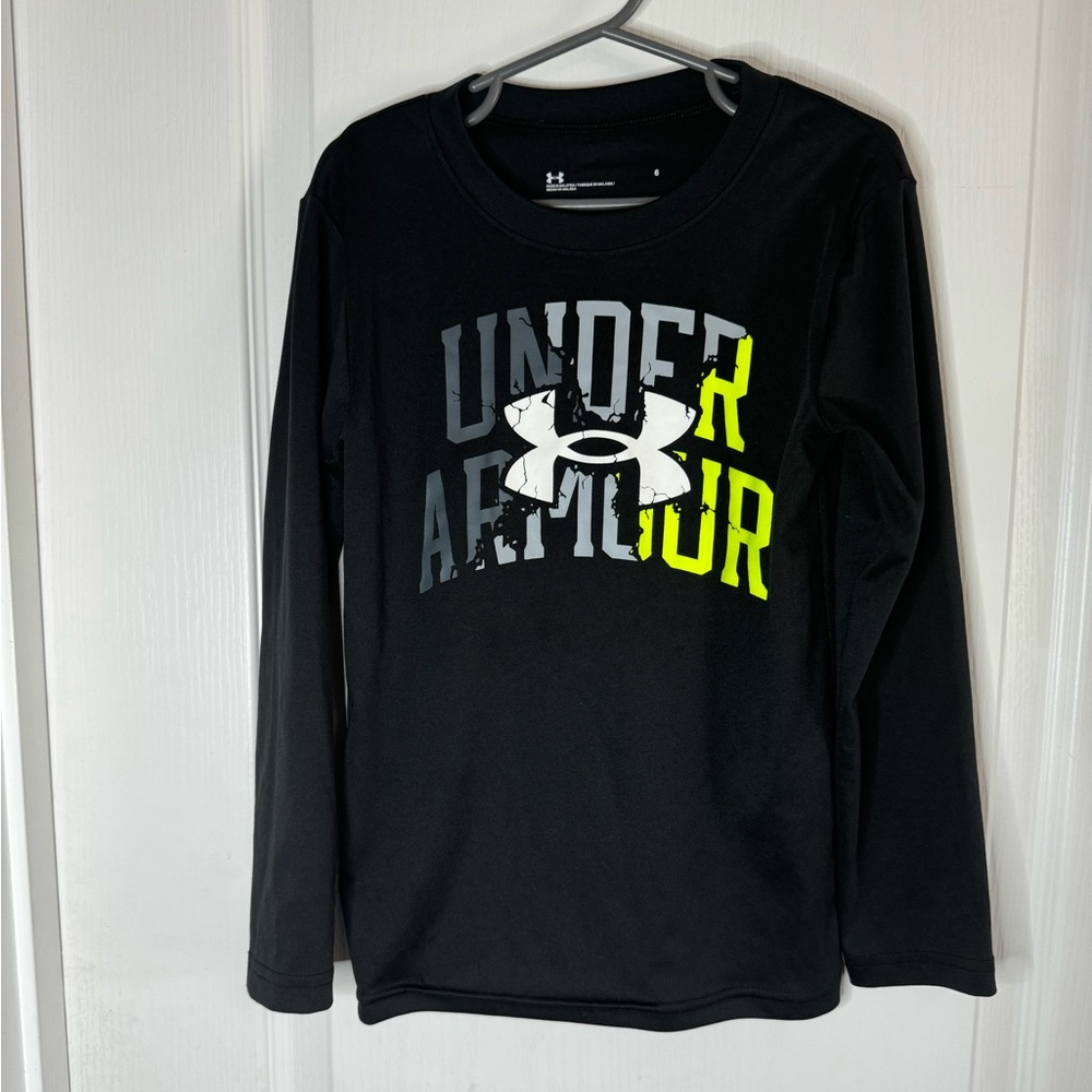 Sz 6 Under Armour Kids Black Long Sleeve Shirt